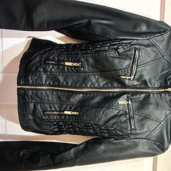 Women’s guess faux leather black moto style jacket with gold accents - Picture 2 of 5